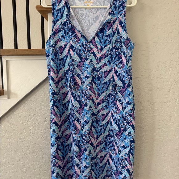 Sleeveless cover-up - Picture 2 of 6